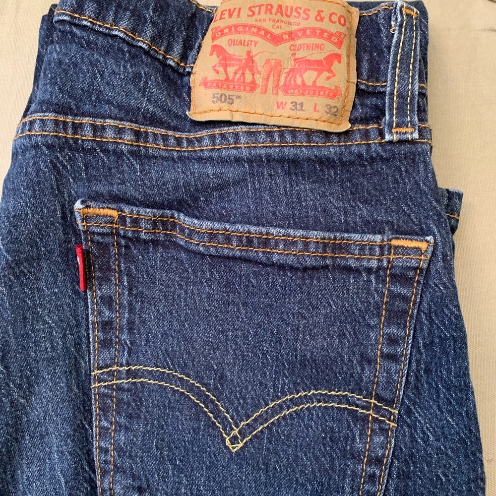 Men’s Levi’s 505 stretch jeans waist 31 length 32 dark denim